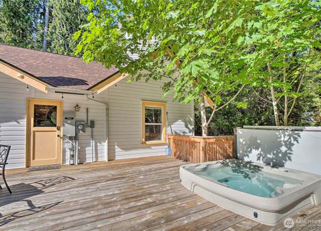 Property at 33823 SR 706 E #1, Ashford, WA 98304, 2 beds, 2 baths
