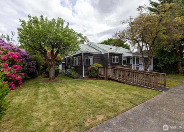 Property at 1122 G St, Centralia, WA 98531, 2 beds, 1 bath