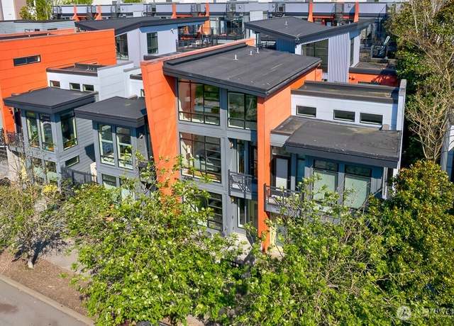 Property at 1806 11th Ave Unit B, Seattle, WA 98122, 2 beds, 2 baths