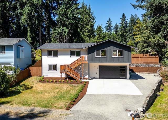 Property at 5710 189th Ave E, Lake Tapps, WA 98391, 3 beds, 3 baths