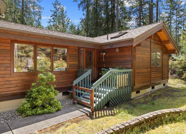 Property at 606 E Pointes Dr W, Shelton, WA 98584, 2 beds, 2 baths