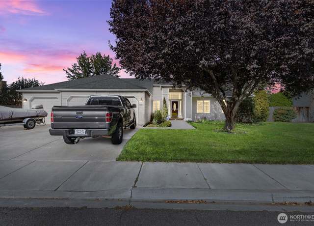 Property at 905 N Pittsburg St, Kennewick, WA 99336, 3 beds, 2 baths