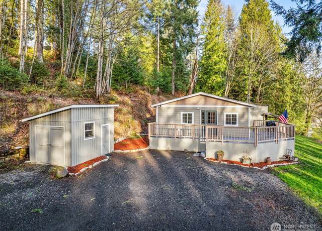 Property at 5130 Pacific Way, Longview, WA 98632, 3 beds, 1 bath