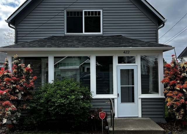 Property at 422 Chenault Ave, Hoquiam, WA 98550, 3 beds, 1 bath