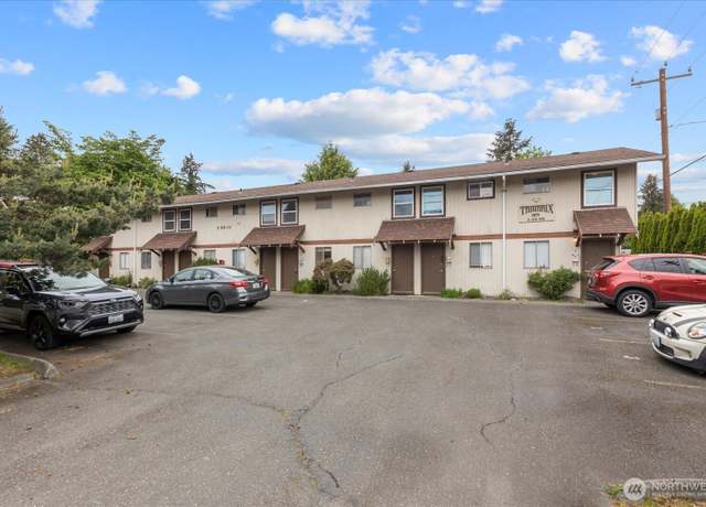 Property at 2 SW 119th St, Burien, WA 98146, 8 beds, 8 baths