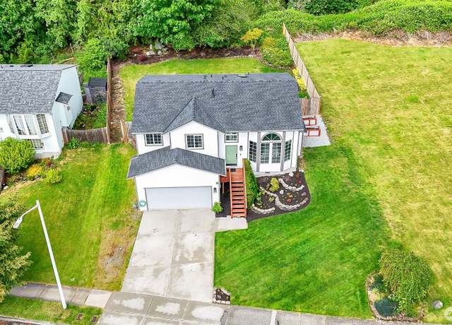 Property at 8029 Crown Ridge Blvd, Arlington, WA 98223, 4 beds, 3 baths
