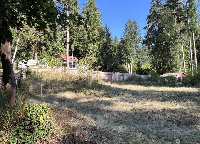 Property at 9287 NE Spruce Ave, Indianola, WA 98342