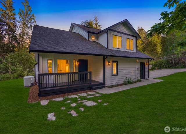 Property at 3927 SW Franway Ln, Port Orchard, WA 98367, 3 beds, 3 baths
