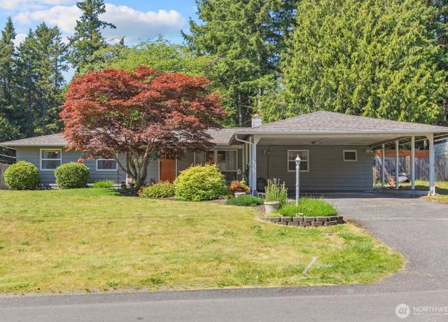 Property at 6227 170th Pl SW, Lynnwood, WA 98037, 4 beds, 2 baths