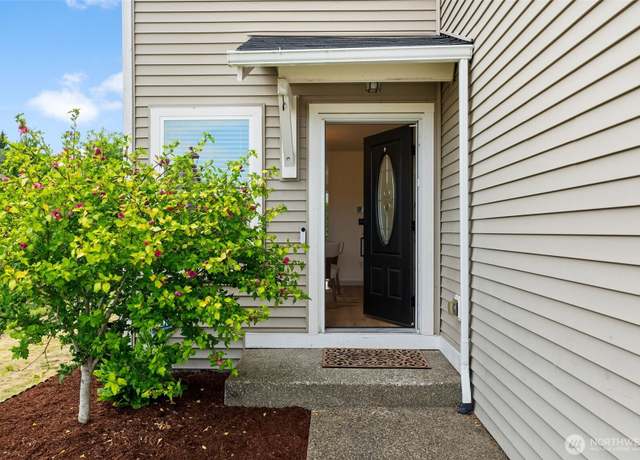 Property at 4382 Wigeon Ave SW, Port Orchard, WA 98367, 3 beds, 2.5 baths