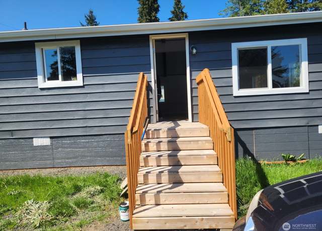 Property at 2958 Mountain View Rd Unit F, Silverdale, WA 98383, 2 beds, 2 baths