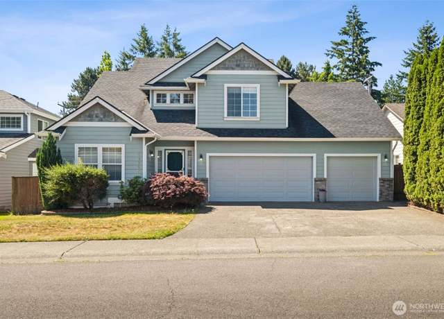 Property at 13715 SE 255th Pl, Kent, WA 98042, 5 beds, 2.5 baths