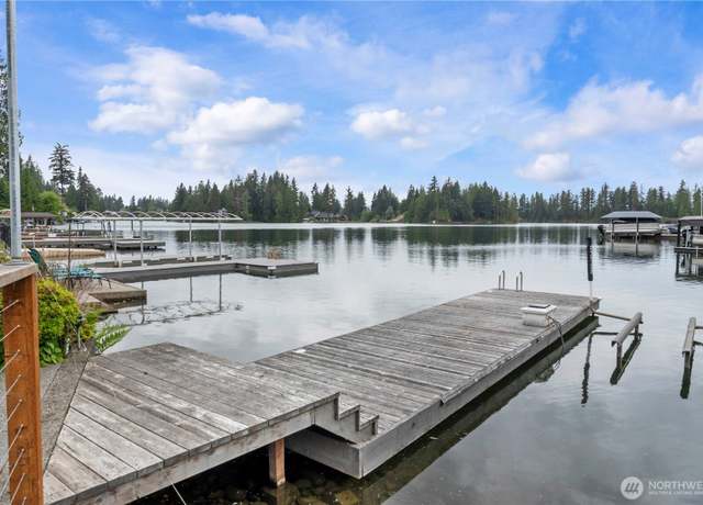 Property at 4217 Lakeridge Dr East, Lake Tapps, WA 98391, 3 beds, 3.5 baths