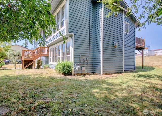 Property at 918 Marie Pl, Sedro Woolley, WA 98284, 4 beds, 3 baths