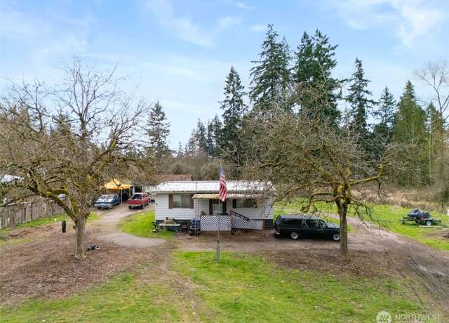Property at 4622 152nd St E, Tacoma, WA 98446, 2 beds, 1 bath