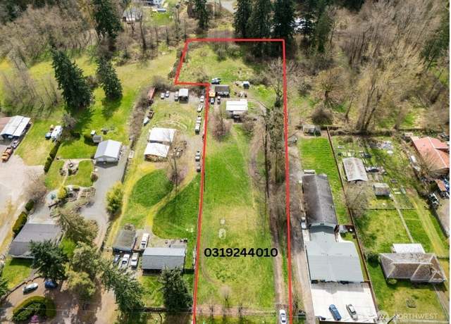 Property at 4622 152nd St E, Tacoma, WA 98446, 2 beds, 1 bath