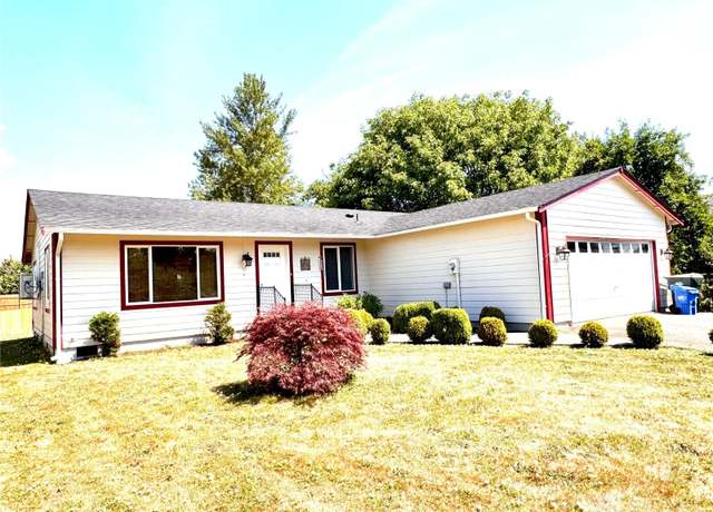 Property at 1258 SW Sylvenus St, Chehalis, WA 98532, 3 beds, 2 baths