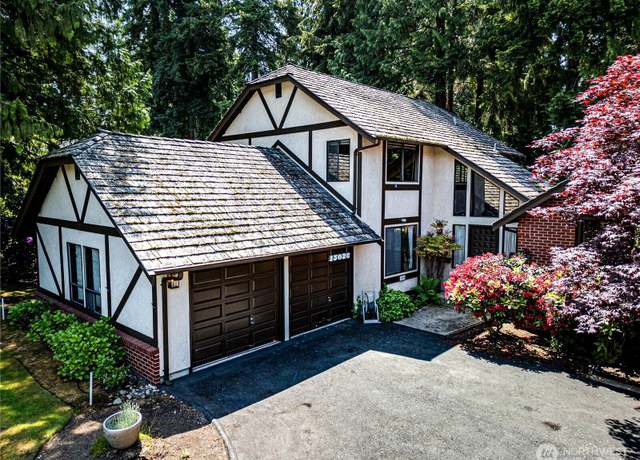 Property at 15026 62nd Ave W, Edmonds, WA 98026, 3 beds, 2.5 baths