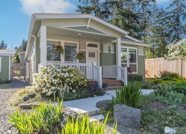 Property at 89 N Stromberg Ave, Port Townsend, WA 98368, 2 beds, 2 baths
