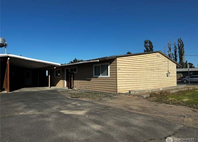 Property at 438 Biggs Dr, Moses Lake, WA 98837, 3 beds, 1.5 baths