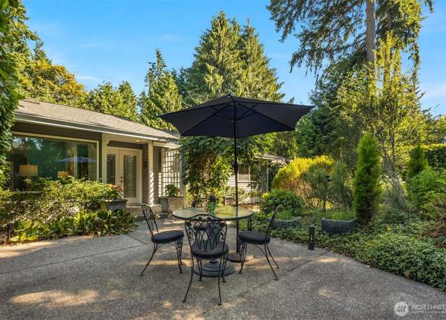 Property at 21647 SE 33rd Pl, Sammamish, WA 98075, 3 beds, 3 baths