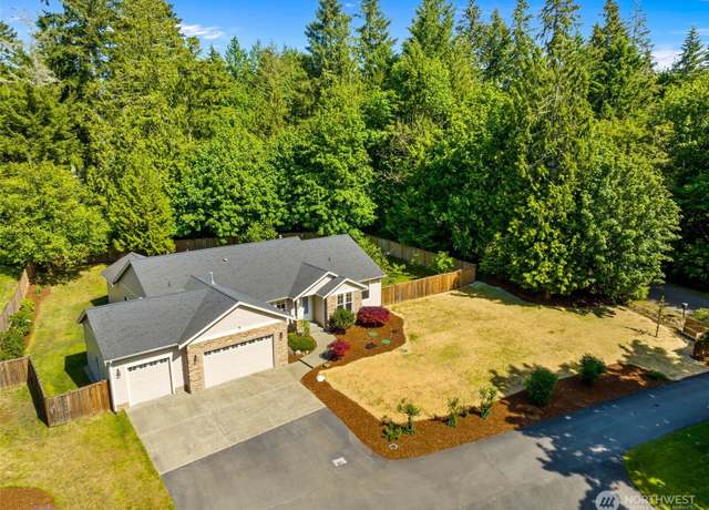 Property at 4046 Rainwood Dr NW, Olympia, WA 98502, 3 beds, 2.5 baths