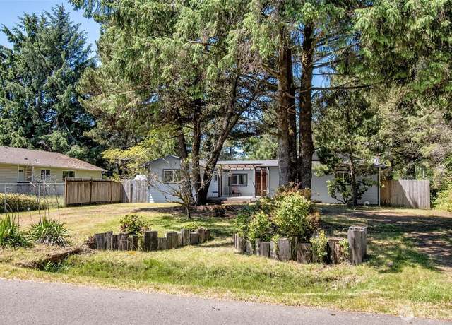 Property at 457 Centaurus Ave SW, Ocean Shores, WA 98569, 3 beds, 2 baths