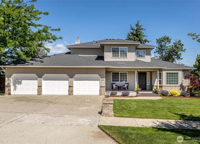 Property at 2210 Stephanie Brooke, Wenatchee, WA 98801, 4 beds, 2.5 baths