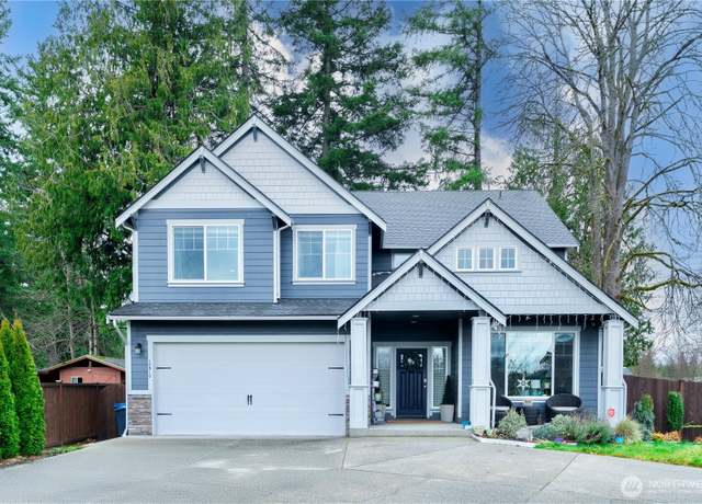 Property at 18310 SE 244th St, Covington, WA 98042, 4 beds, 2.5 baths