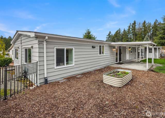 Property at 201 Union Ave SE #58, Renton, WA 98059, 3 beds, 2 baths
