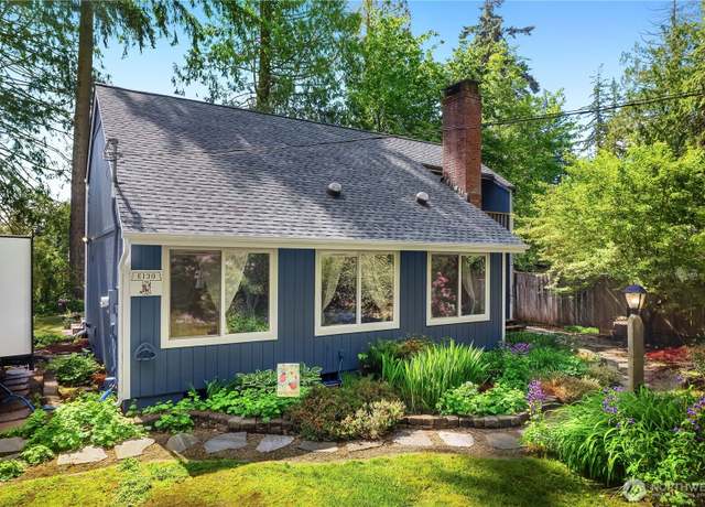 Property at 130 E Agate Dr, Shelton, WA 98584, 3 beds, 2 baths