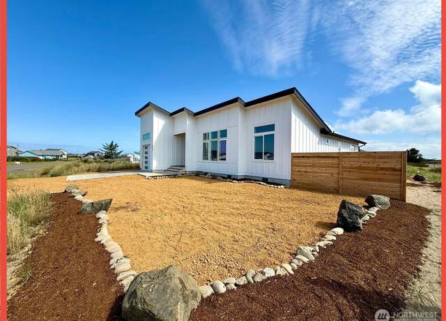 Property at 455 N Portal Loop SW, Ocean Shores, WA 98569, 2 beds, 2 baths