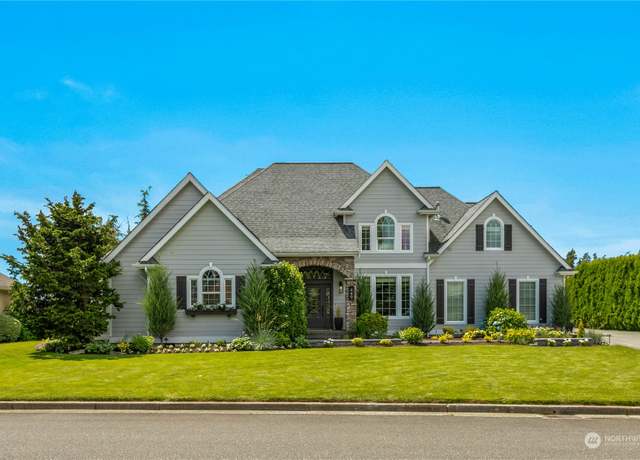 Property at 449 Island Green Way, Lynden, WA 98264, 4 beds, 2.5 baths