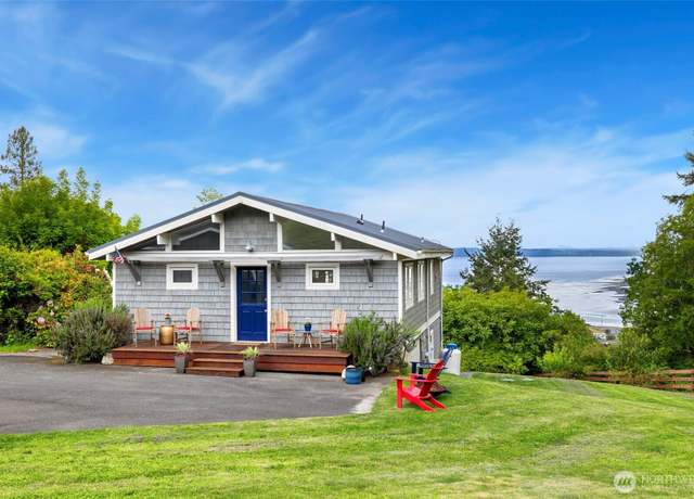 Property at 8214 Nob Rd, Clinton, WA 98236, 2 beds, 2 baths