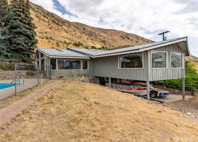 Property at 4590 Nahahum Canyon Rd, Cashmere, WA 98815, 3 beds, 2 baths