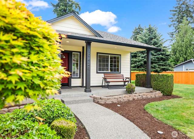 Property at 10423 26th Ave E, Tacoma, WA 98445, 3 beds, 2 baths