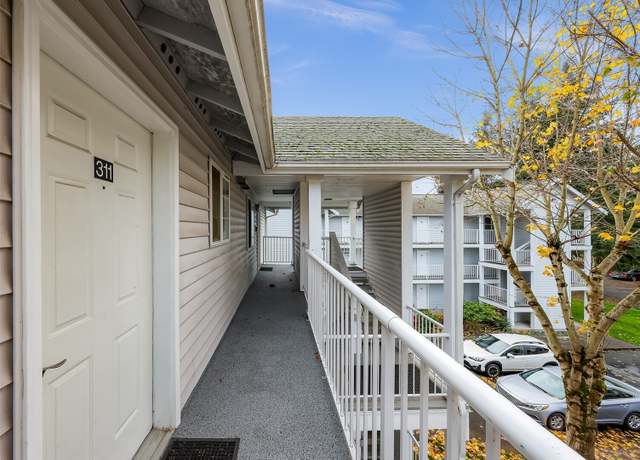 Property at 2713 W Maplewood Ave #311, Bellingham, WA 98225, 2 beds, 1.5 baths