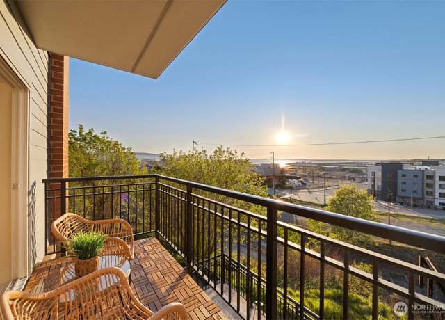 Property at 1015 Railroad Ave #201, Bellingham, WA 98225, 2 beds, 2 baths