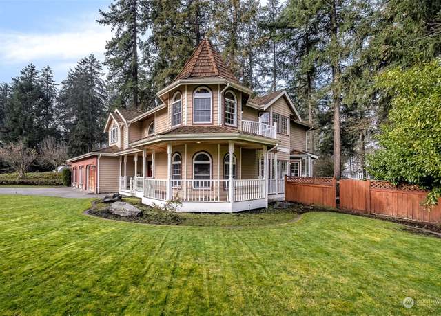 Property at 11215 Madera Cir SW, Lakewood, WA 98499, 4 beds, 2.5 baths