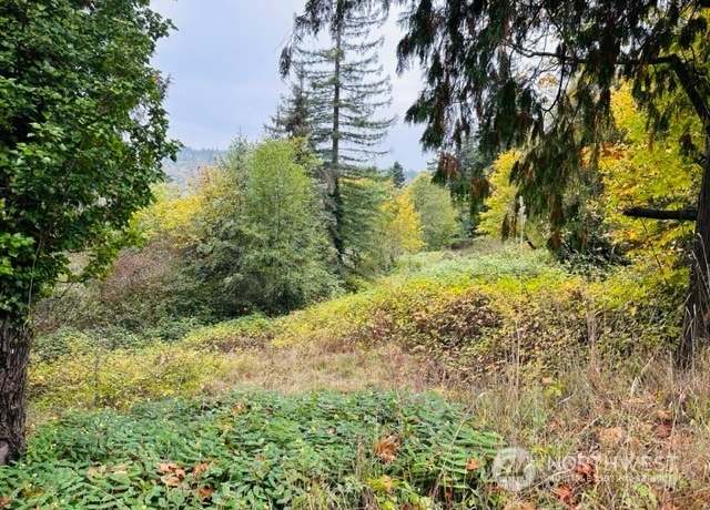 Property at 2 W Sherman Heights Rd, Bremerton, WA 98312