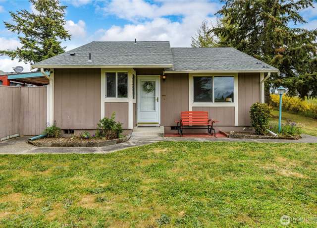 Property at 727 Salzburg Ln SE, Olympia, WA 98513, 3 beds, 2 baths