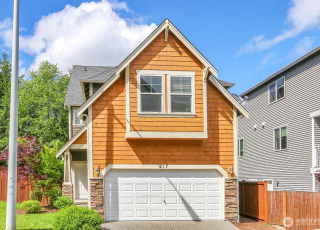Property at 217 125th Pl SE, Everett, WA 98208, 4 beds, 2.5 baths