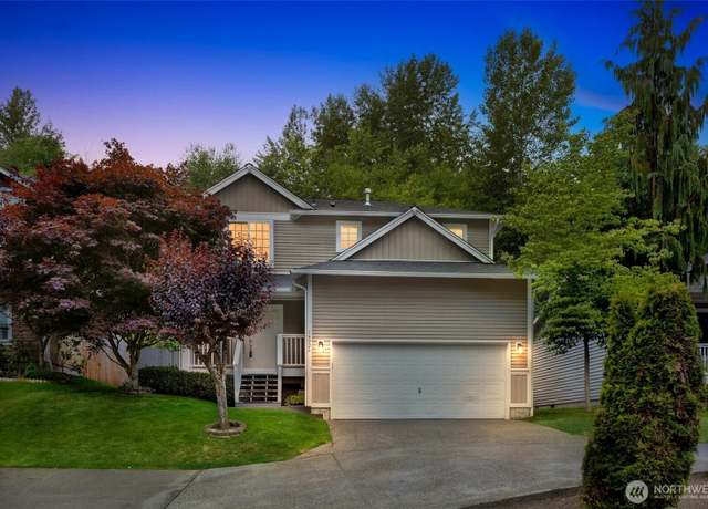 Property at 14926 Woodland Ave E, Puyallup, WA 98375, 3 beds, 2.5 baths
