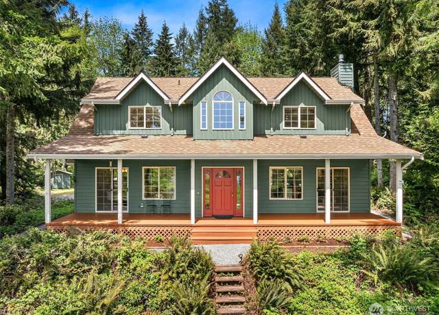 Property at 11405 W Lake Joy Dr NE, Carnation, WA 98014, 3 beds, 2.5 baths