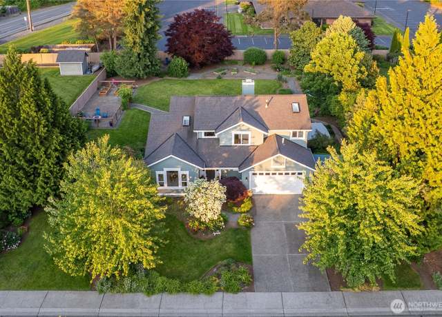 Property at 4452 326th Ave NE, Carnation, WA 98014, 4 beds, 2.5 baths