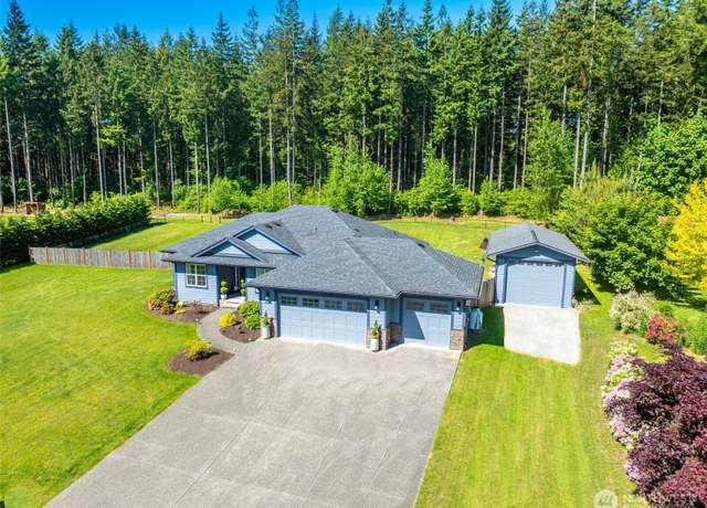 Property at 26314 12th Dr NW, Stanwood, WA 98292, 3 beds, 2 baths