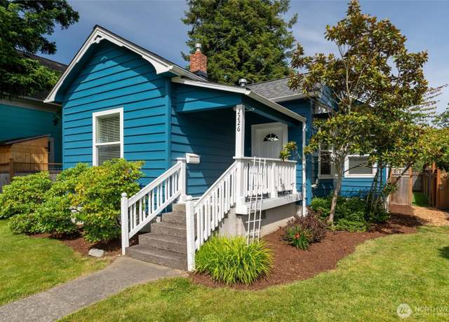 Property at 2226 King St, Bellingham, WA 98225, 3 beds, 1 bath