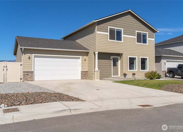 Property at 2243 S Mystical Loop, East Wenatchee, WA 98802, 3 beds, 2.5 baths