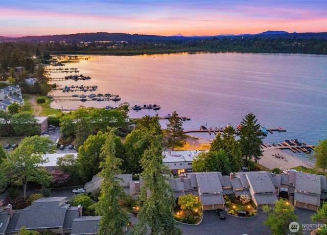 Property at 17517 NE 38th Ct, Redmond, WA 98052, 2 beds, 2 baths
