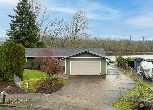 Property at 415 Lake Ave, Woodland, WA 98674, 3 beds, 3 baths